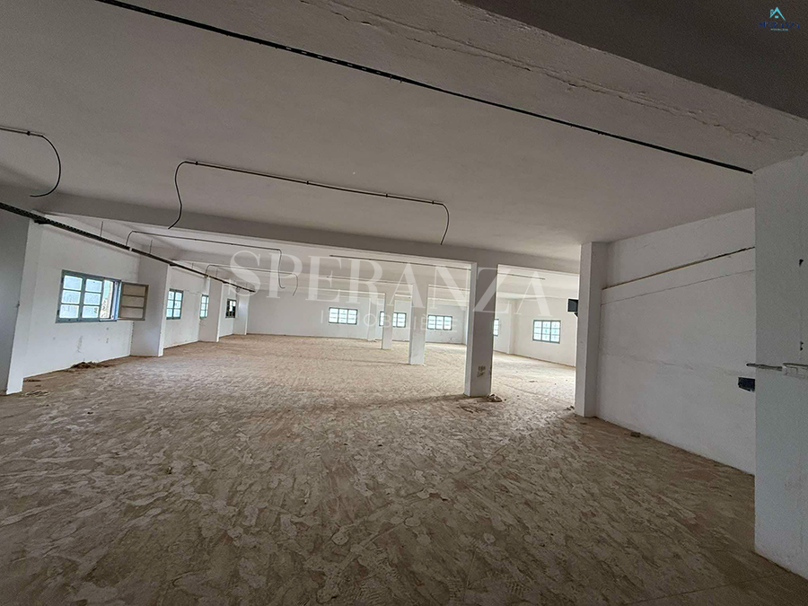 Nabeul&nbsp;Nabeul&nbsp;Location&nbsp;Autre&nbsp;Local commerciale le p�le