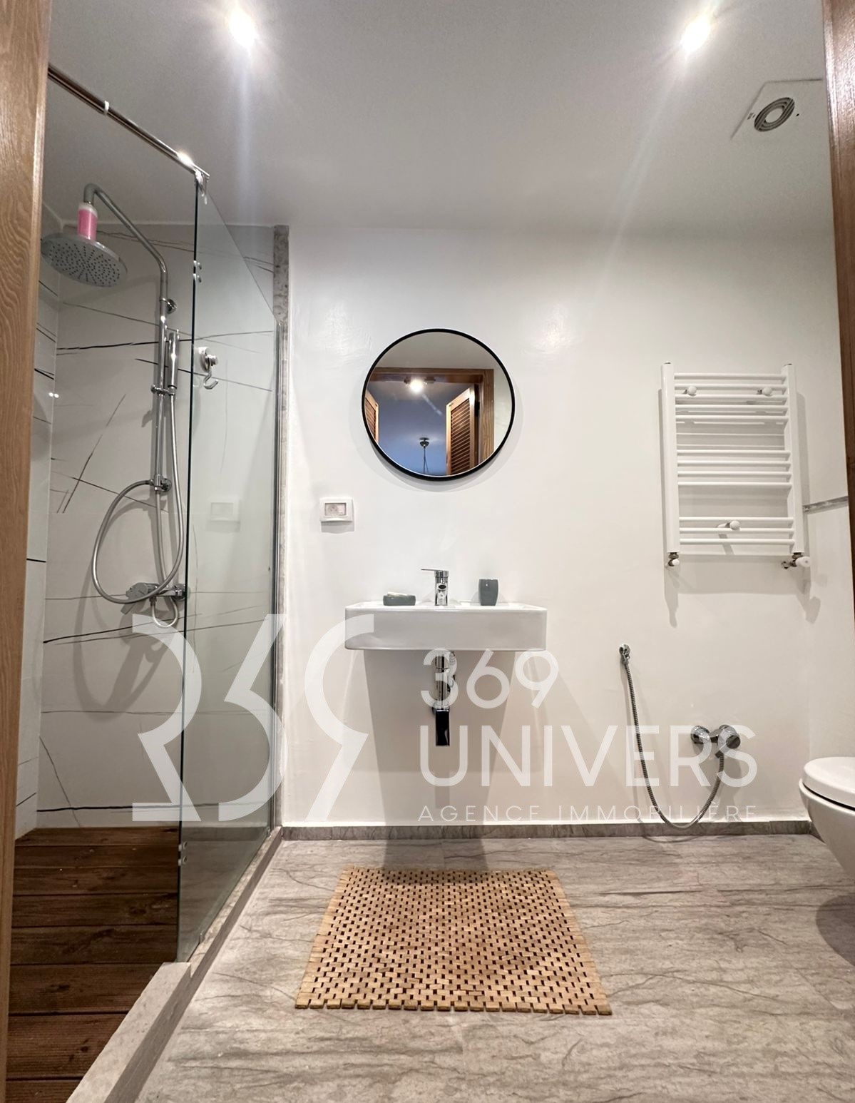 La Marsa Cite Du Stade Location Appart. 3 pices Appartement meubl avec terrasse  la marsa