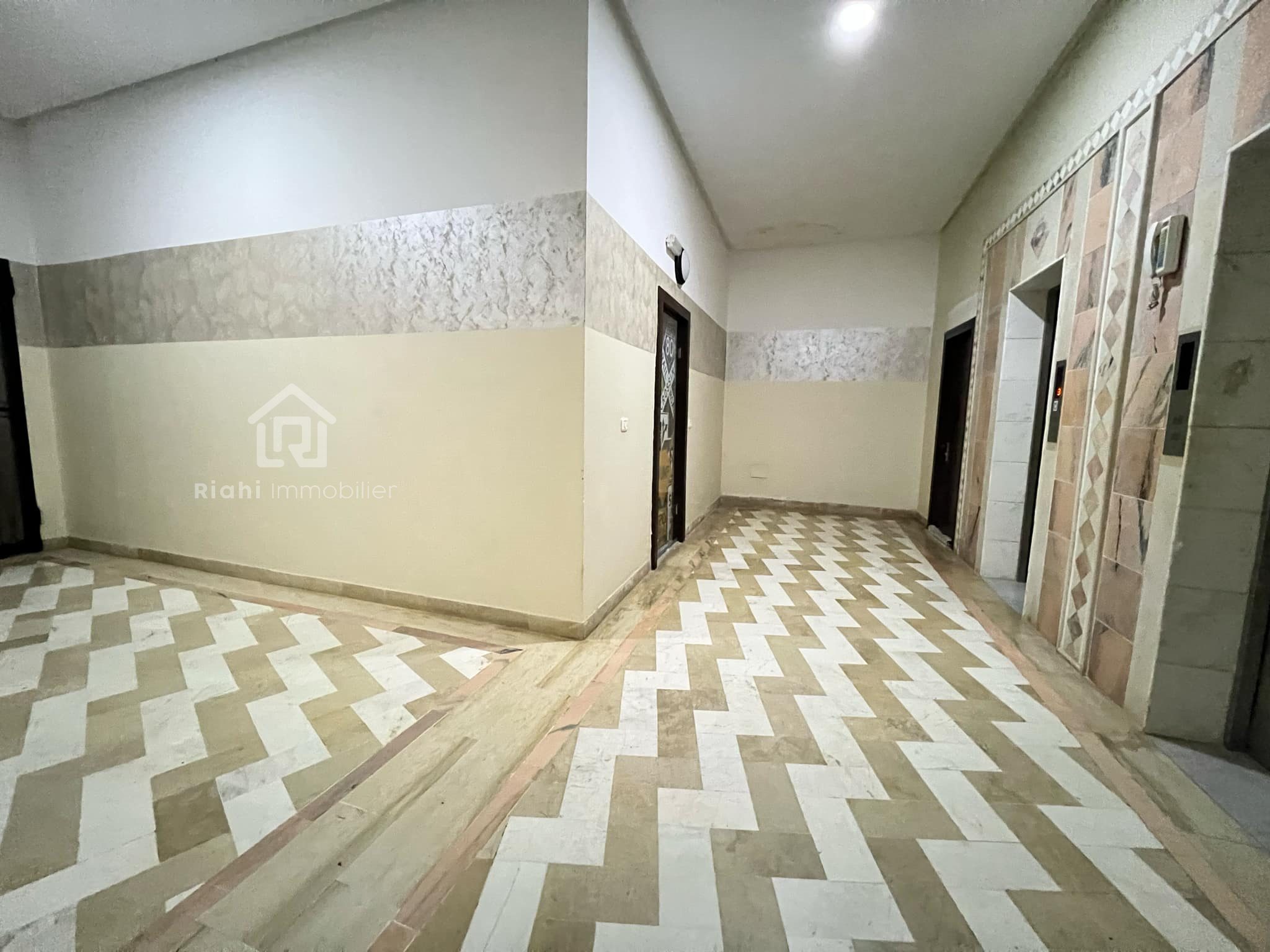 Nabeul Cite Universitaire Vente Appart. 1 pice Appartement s1 mrezgua