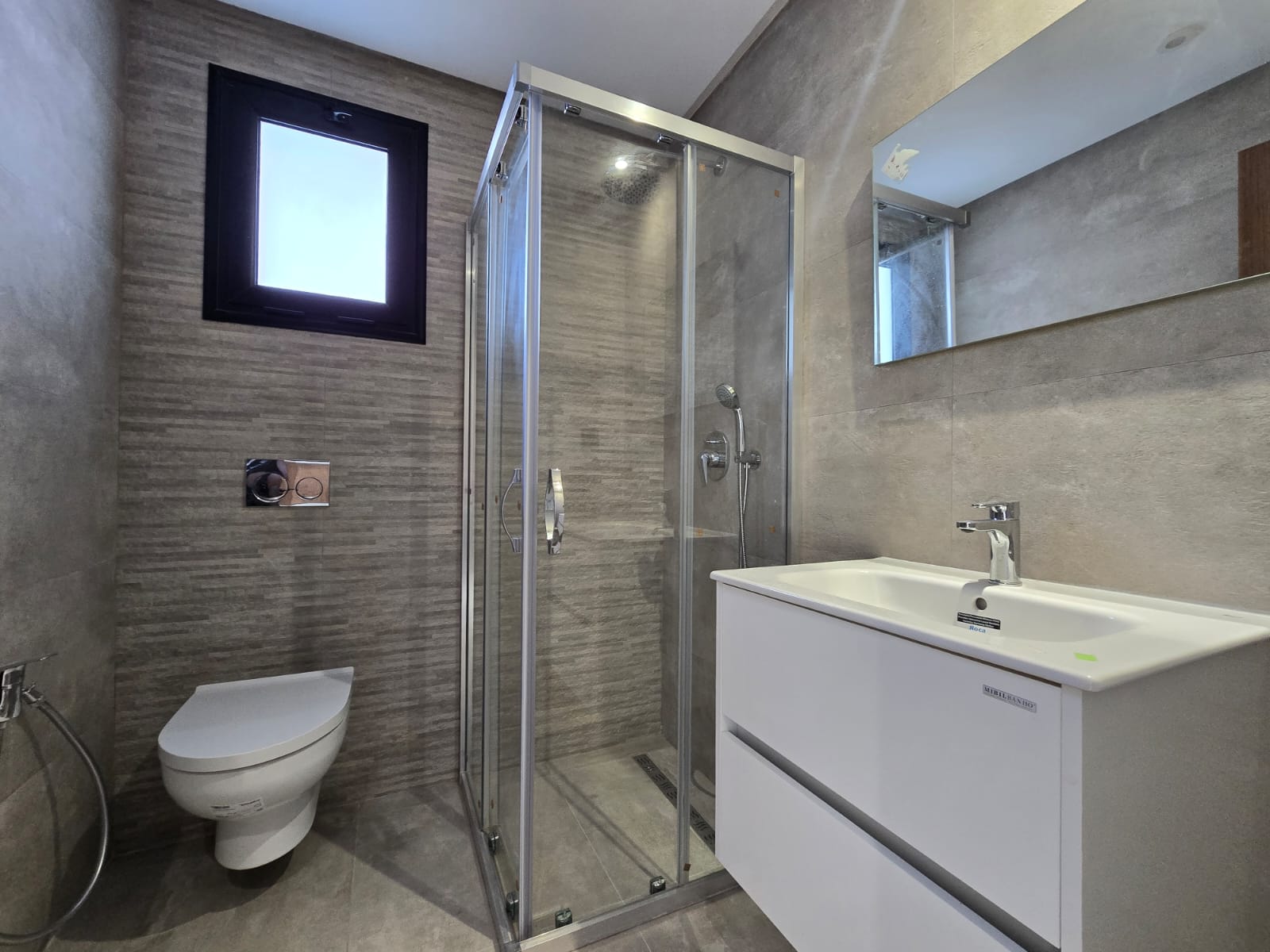 Ain Zaghouan&nbsp;Jardins de Carthage&nbsp;Location&nbsp;Appart. 3 pi�ces&nbsp;Chic  appartement s2 aux jardin de carthage