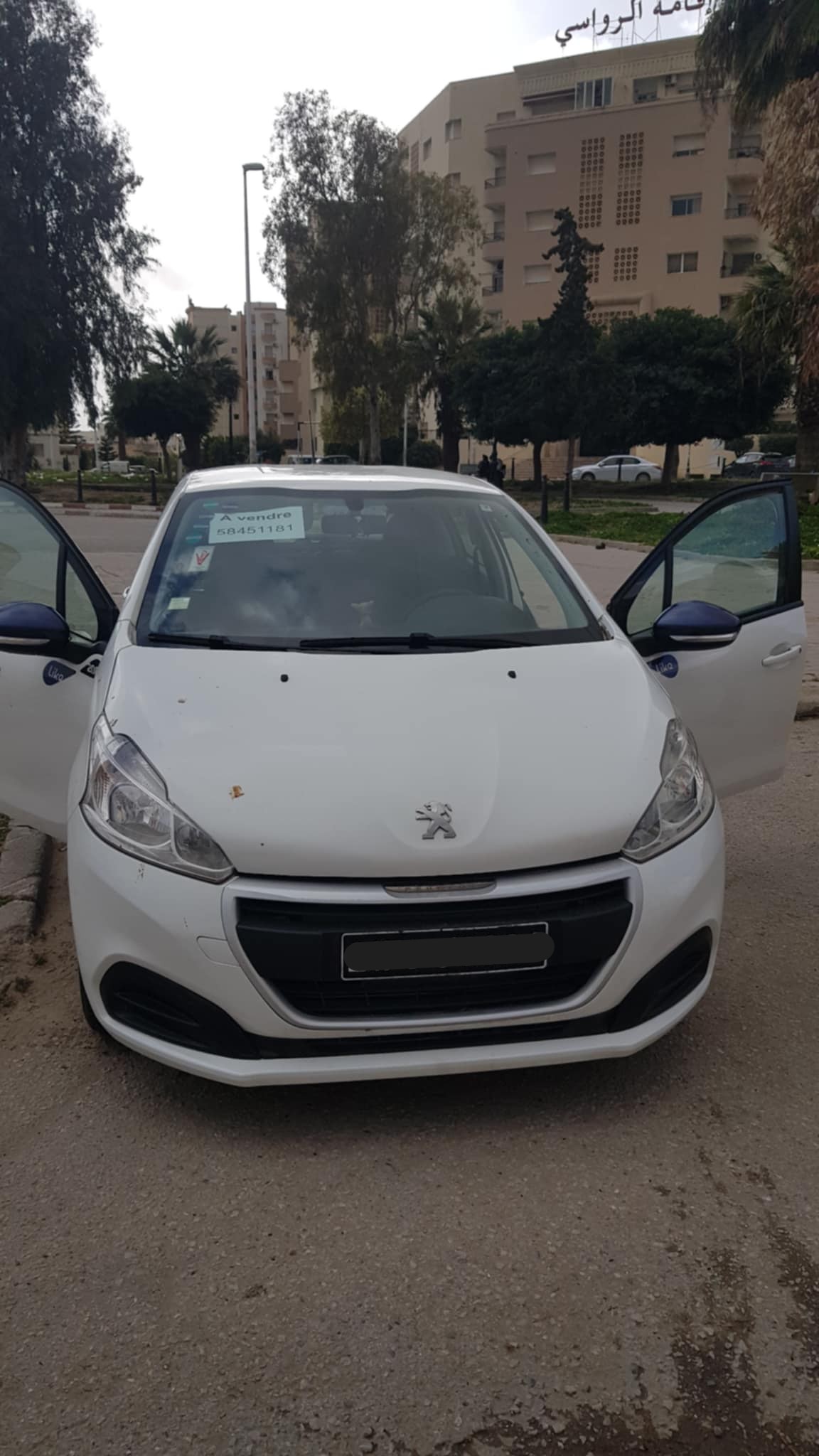 Peugeot 208