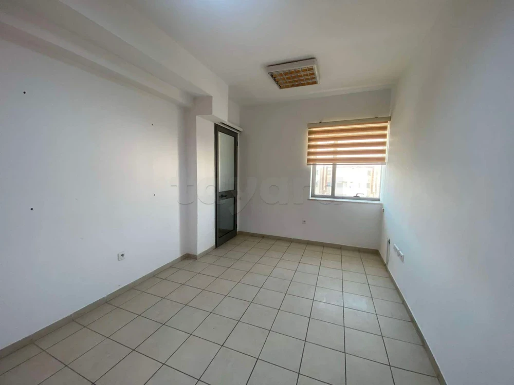 Bureaux & Commerces Bureau