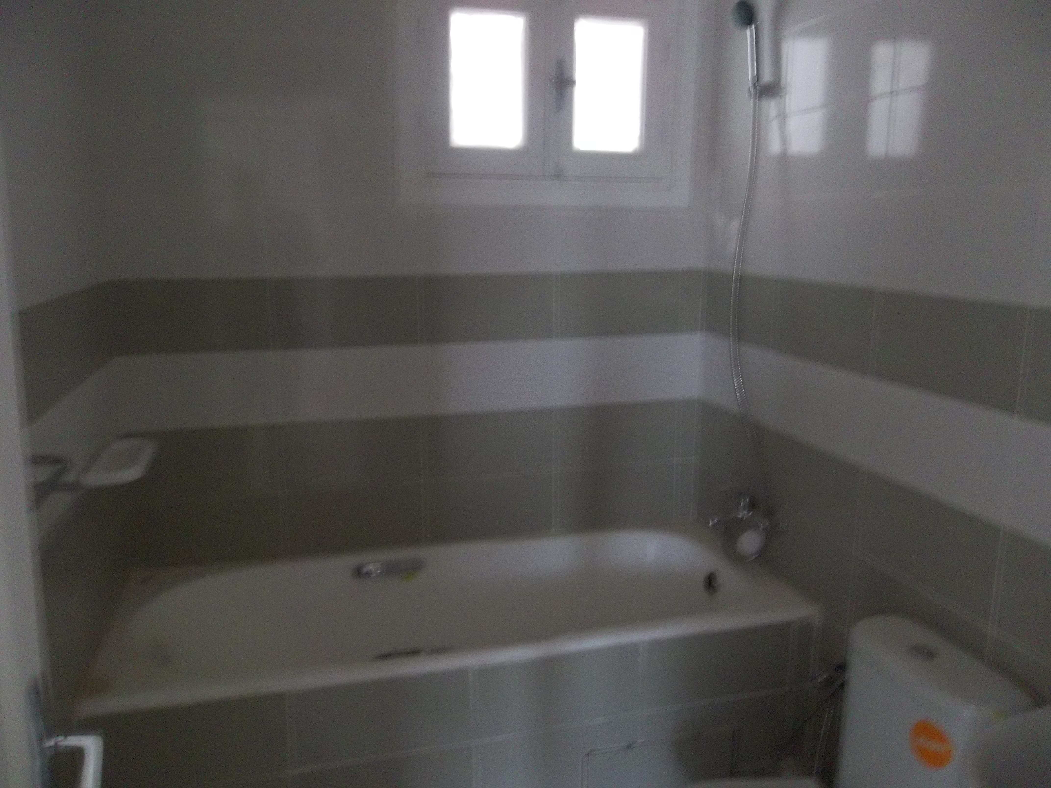 Raoued Jaafar 2 Location Appart. 3 pices S2 nour jaafer raoued