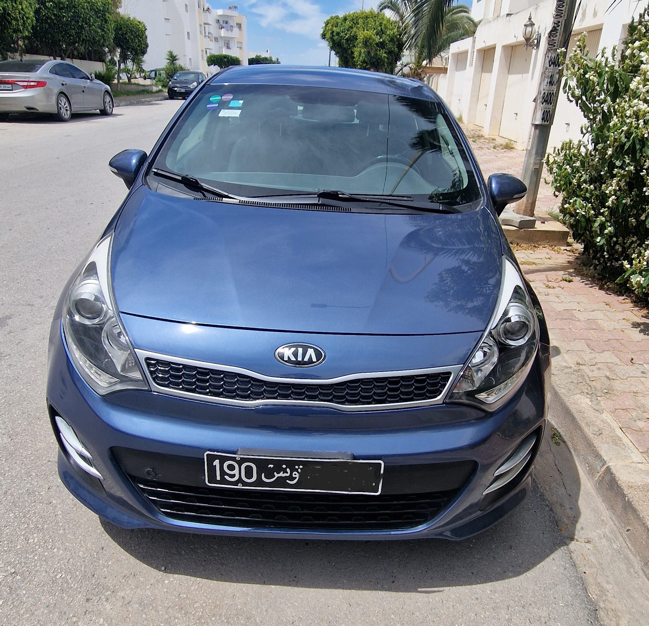 El Menzah El Manar 2 Kia Rio Kia rio excellent tat
