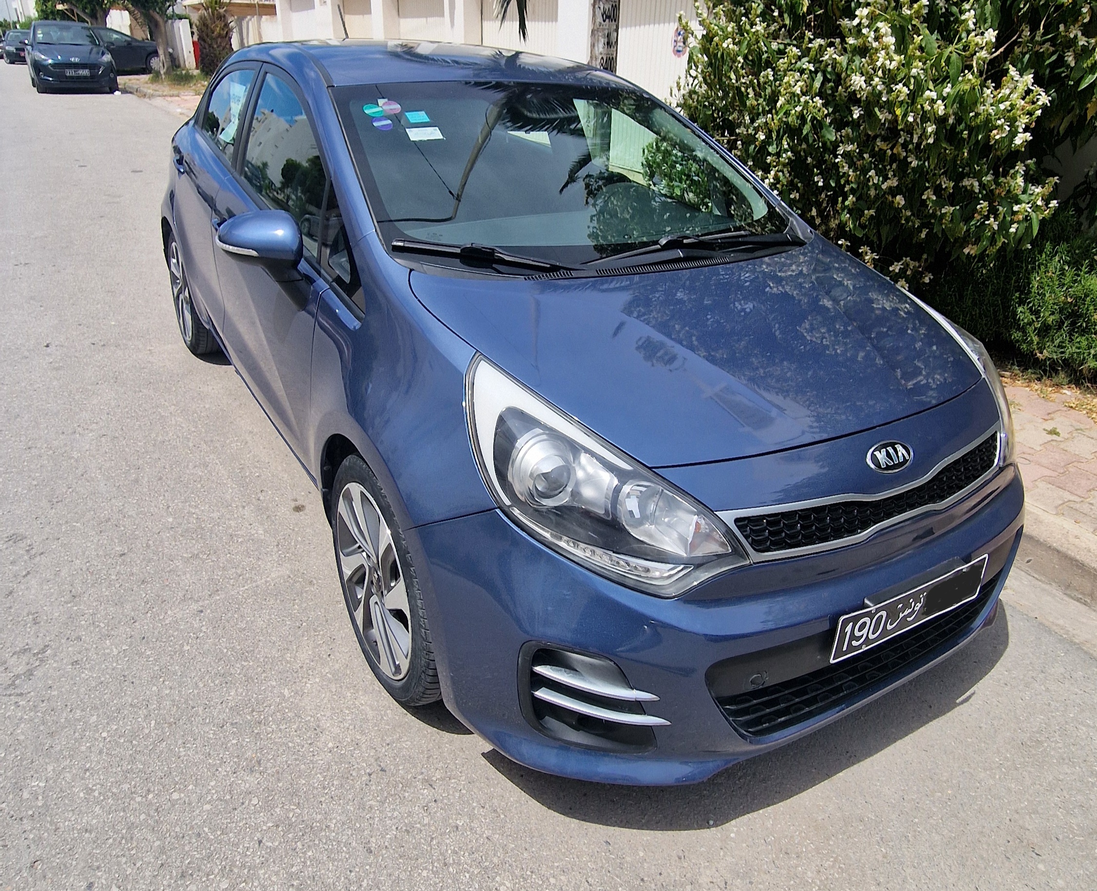 El Menzah El Manar 2 Kia Rio Kia rio excellent tat