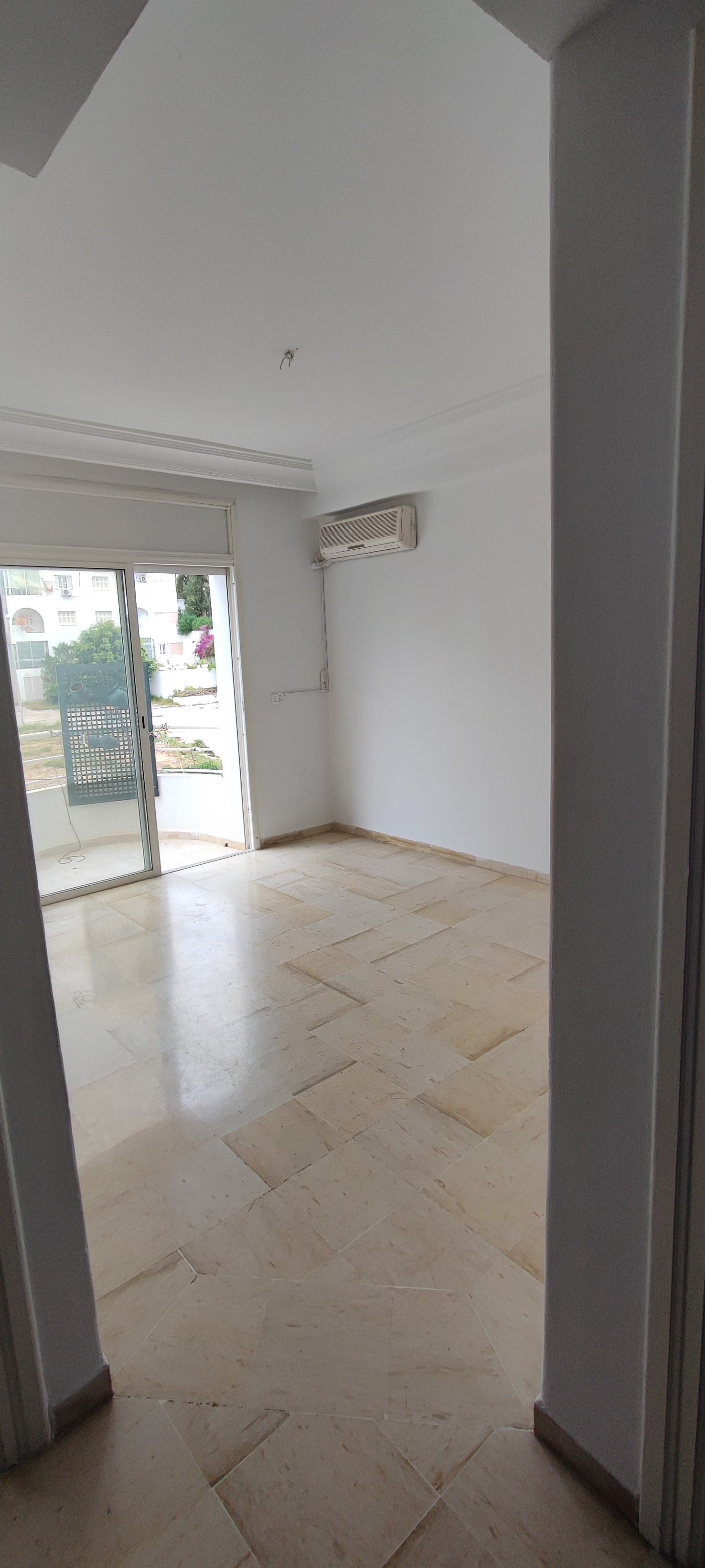 El Menzah El Manar 1 Location Appart. 2 pices S1 totalement rnov derrire clinique el manar