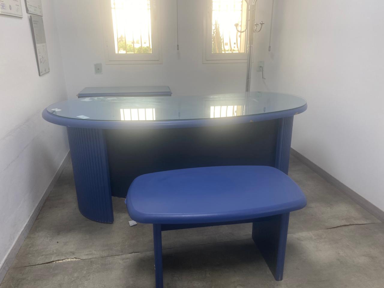 Sfax Ville Sidi Jilani Meubles de bureau Bureaux - Tables Bureau table basse  retour et armoire