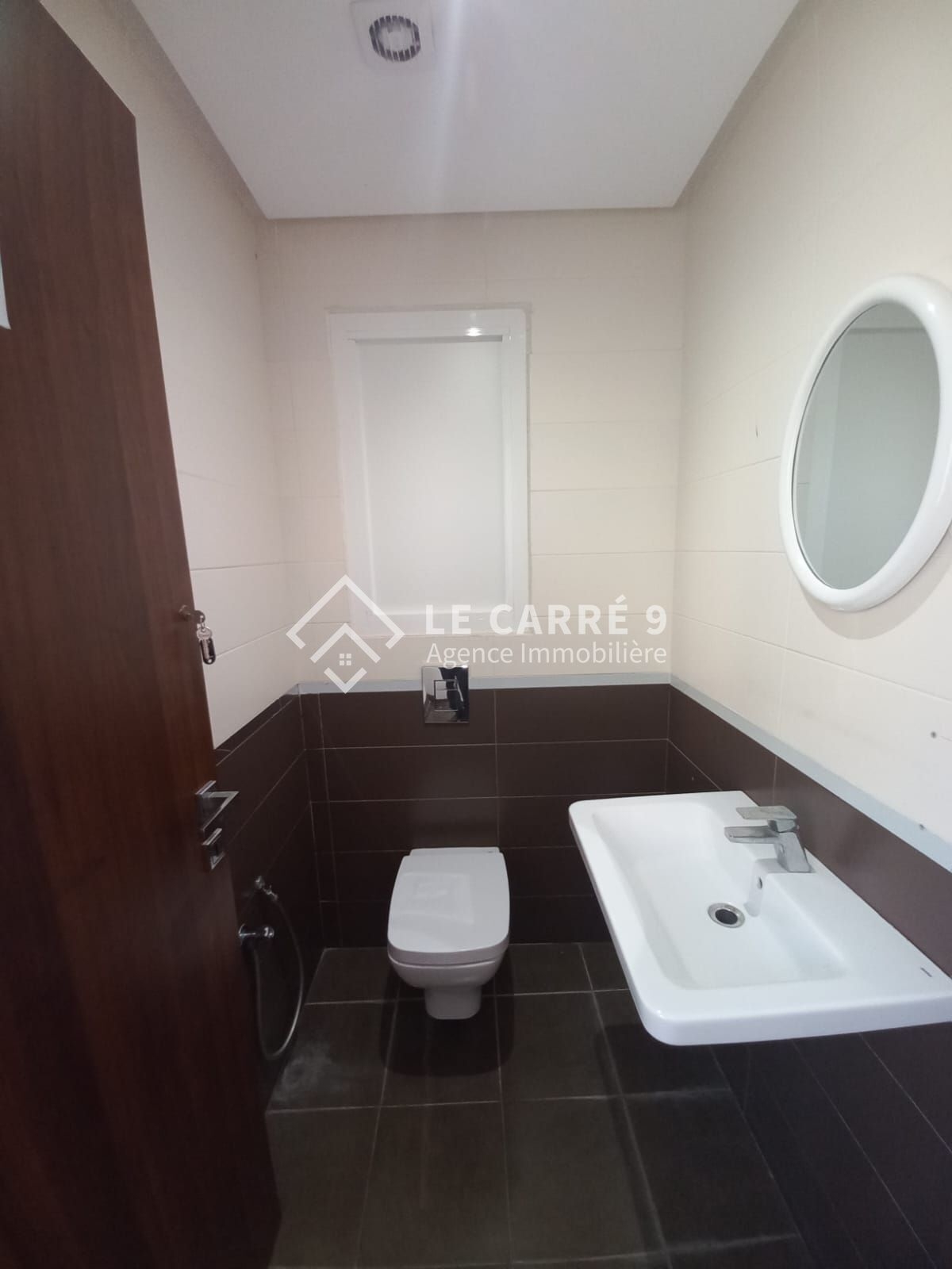 La Marsa&nbsp;Berge Du Lac&nbsp;Bureaux & Commerces&nbsp;Bureau&nbsp;Un bureau a6 au lac 2