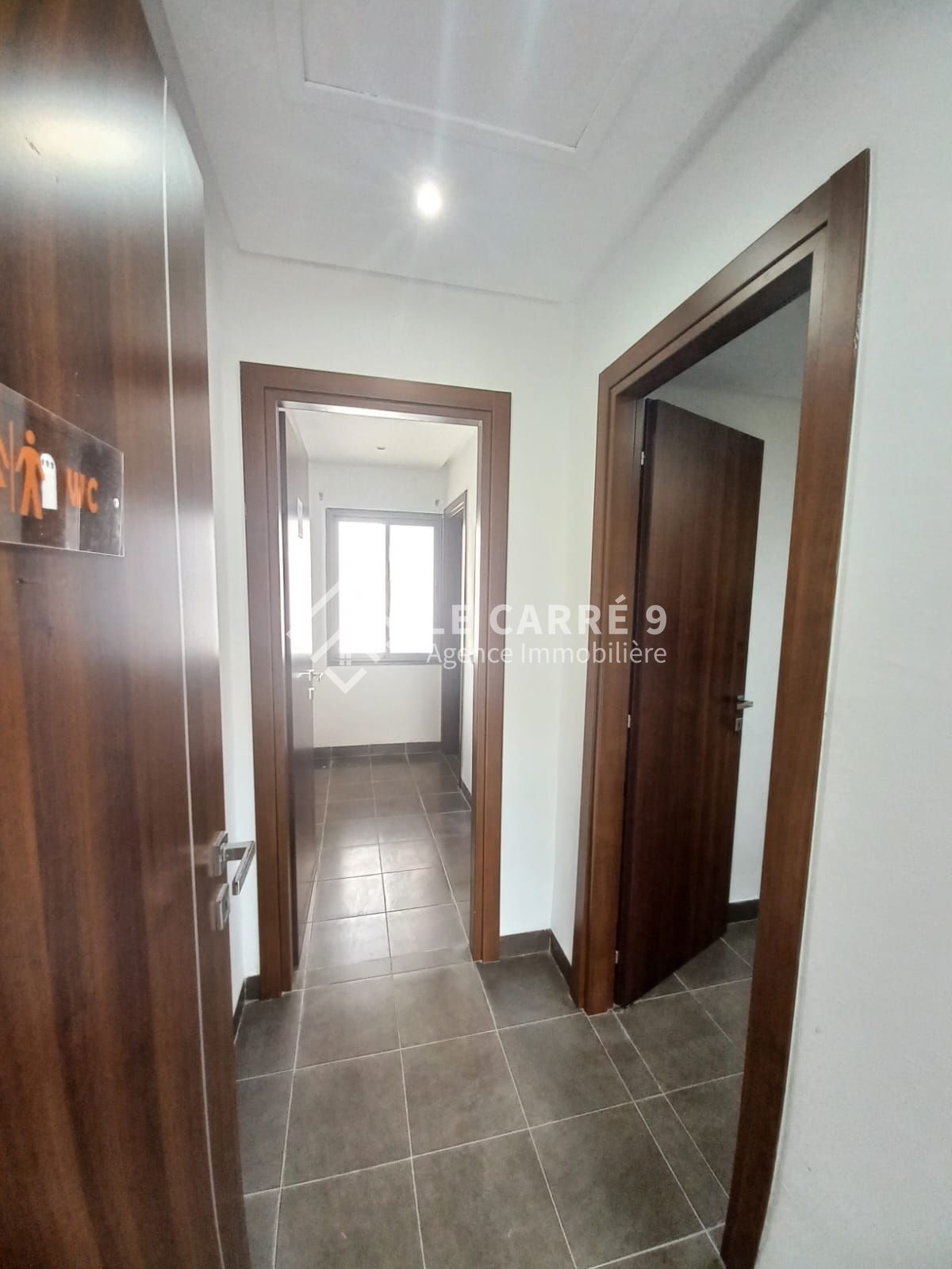 La Marsa&nbsp;Berge Du Lac&nbsp;Bureaux & Commerces&nbsp;Bureau&nbsp;Un bureau a6 au lac 2