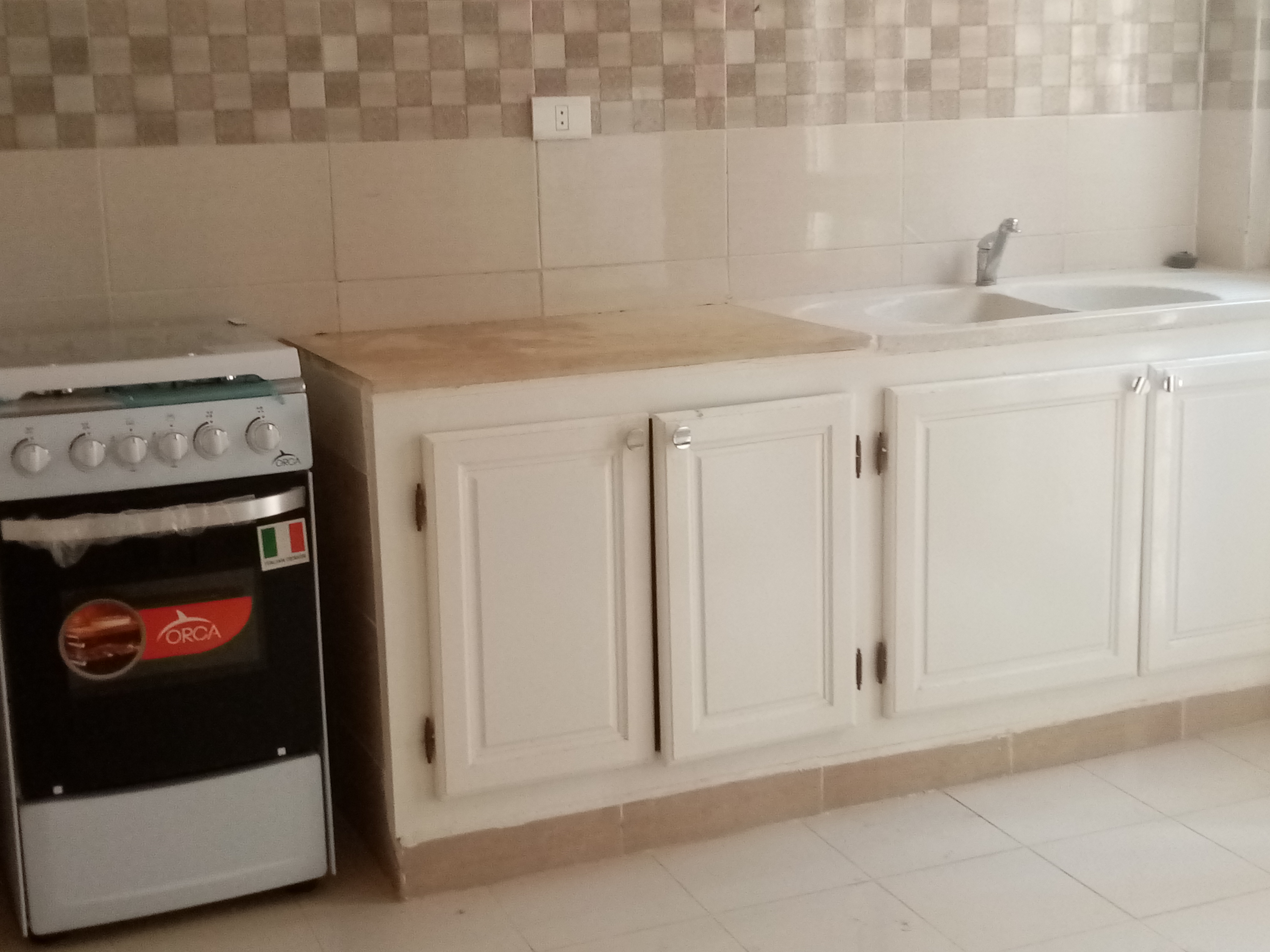 Kairouan Nord Kairouan Okba Location Appart. 3 pices S plus 2 meuble centre ville kairouan