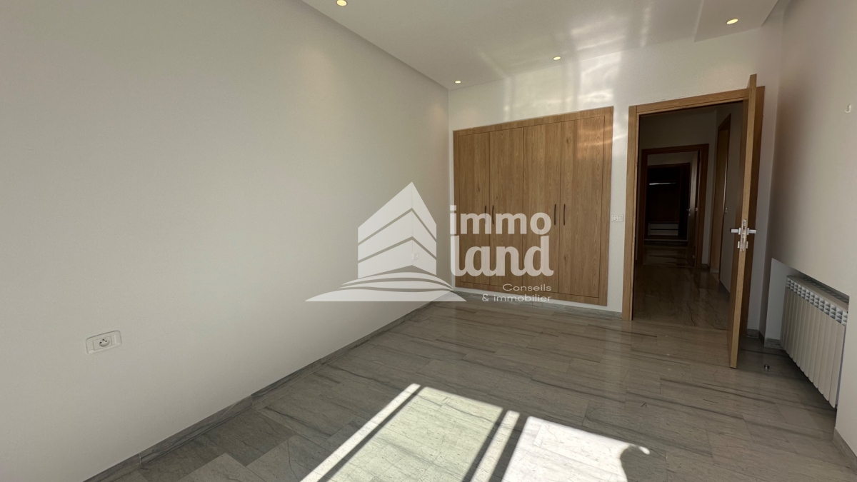 La Marsa Cite Des Juges 2 Vente Appart. 3 pices Appartement s2 avec terrasse  la marsa