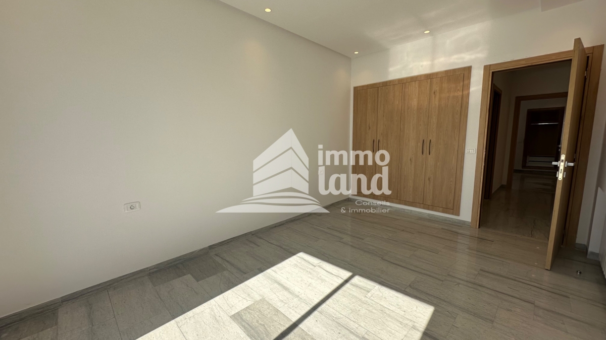 La Marsa Cite Des Juges 2 Vente Appart. 3 pices Appartement s2 avec terrasse  la marsa