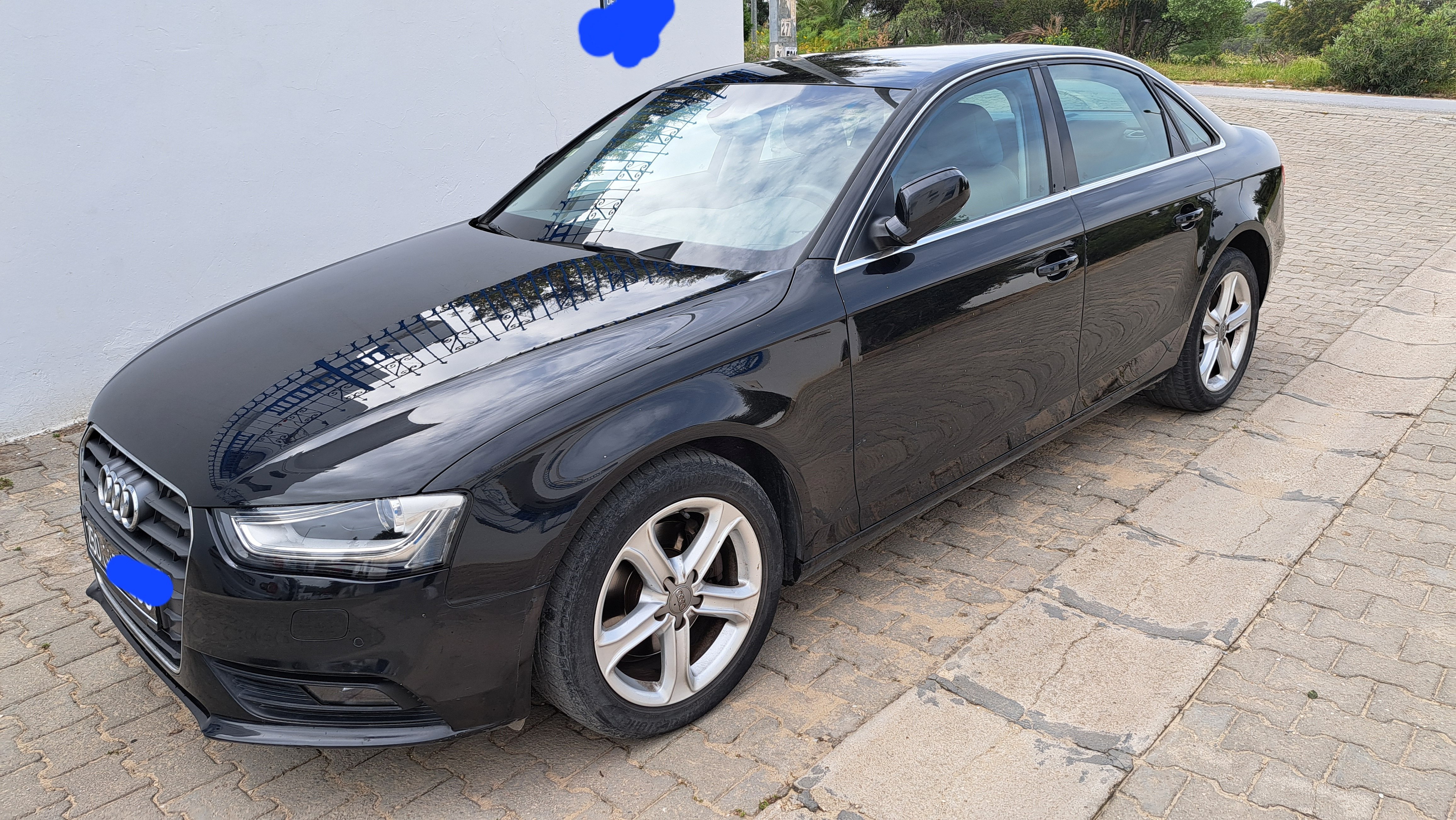 La Marsa Gammart Audi A4 Audi a4 1l8 tfsi bva ambition luxe 2013 147000km
