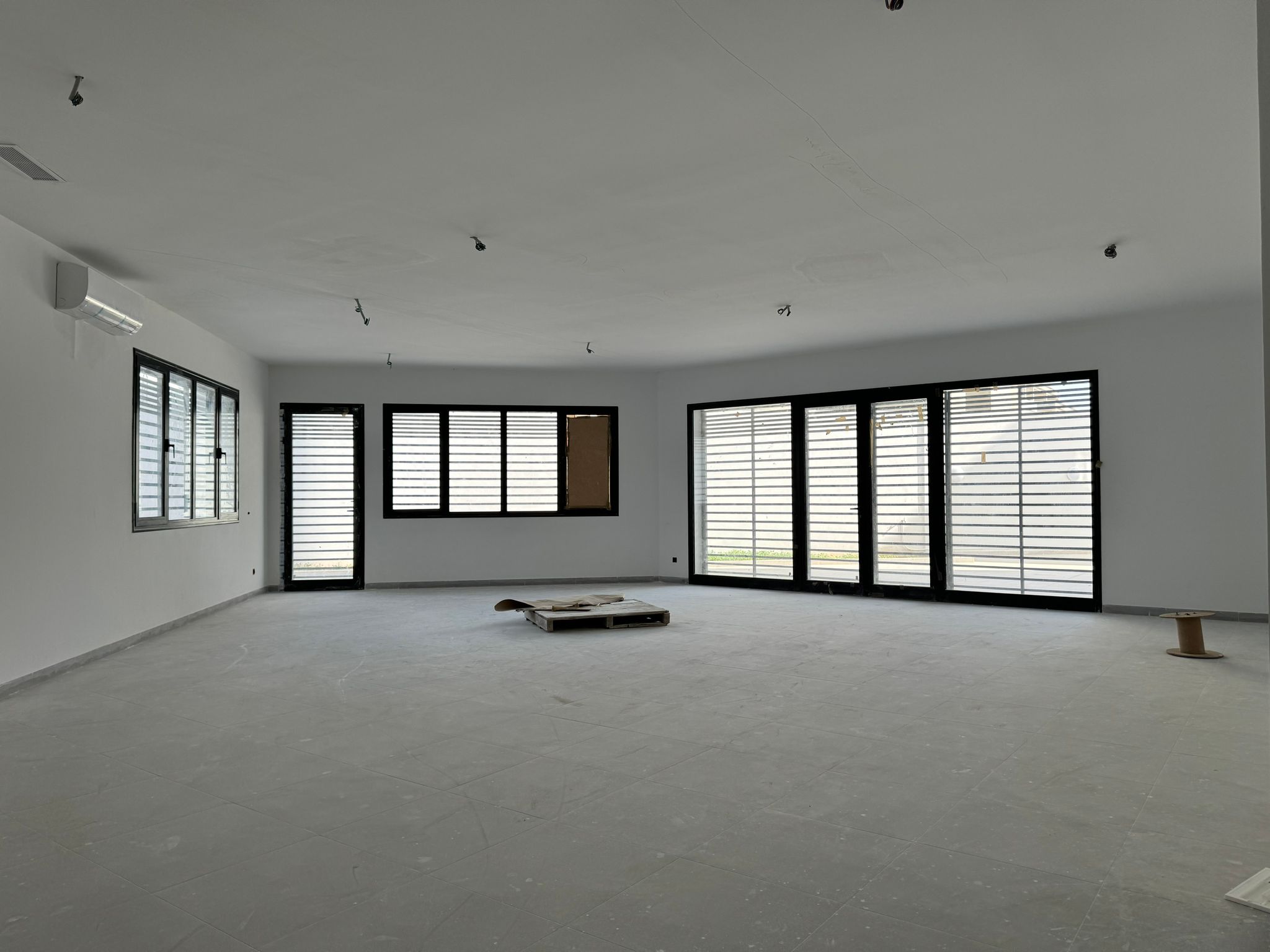 El Kram&nbsp;Le Kram&nbsp;Bureaux & Commerces&nbsp;Bureau&nbsp;Immeuble bureautique neuf 4800 m2 au lac 3 kram