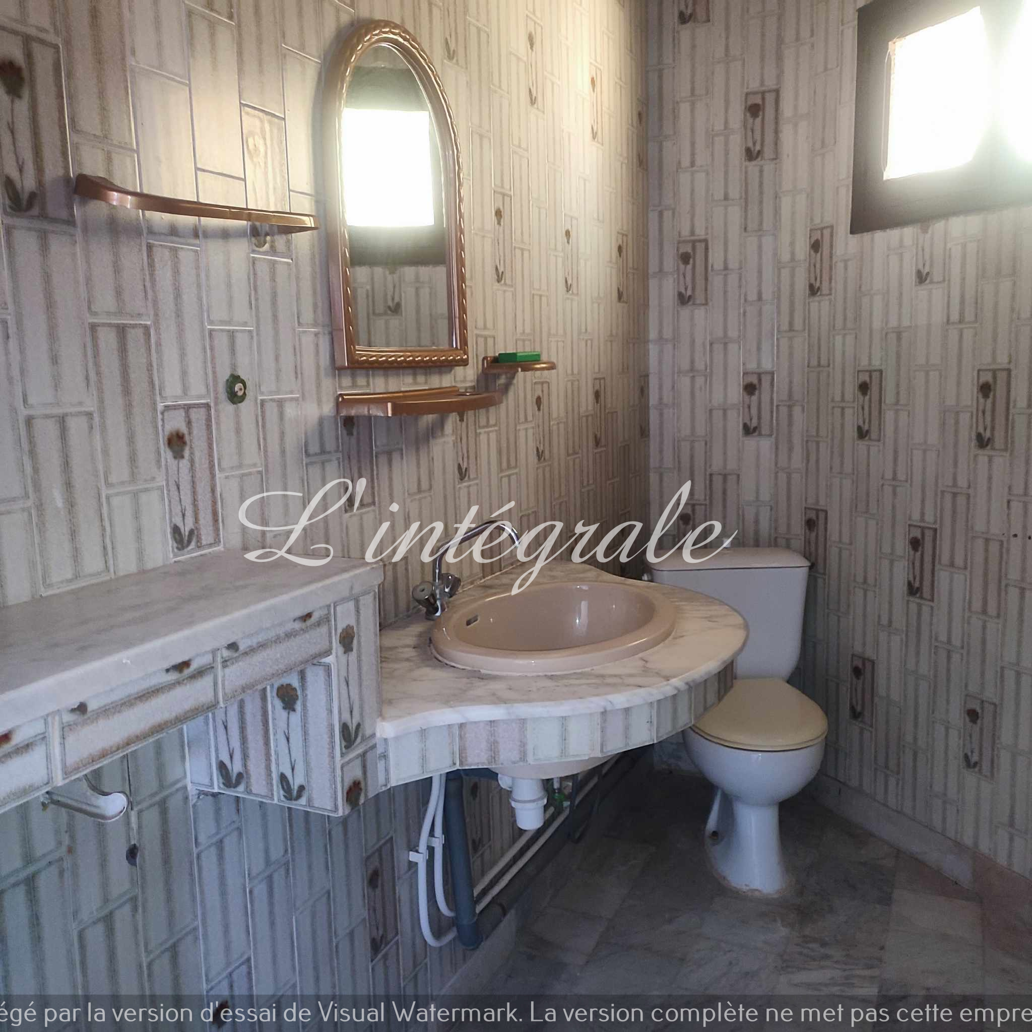 Ariana Ville El Menzah 7 Location Appart. 4 pices S3 tage de villa meubl