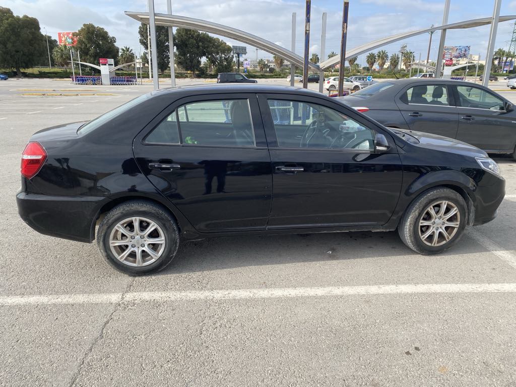 La Soukra Dar Fadhal Geely Geely Voiture geely gc6