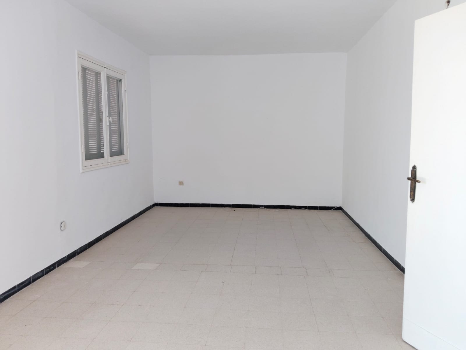 Ariana Ville&nbsp;Cite Ennouzha&nbsp;Vente&nbsp;Appart. 3 pi�ces&nbsp;Ariana cit� ennozha vnt s3