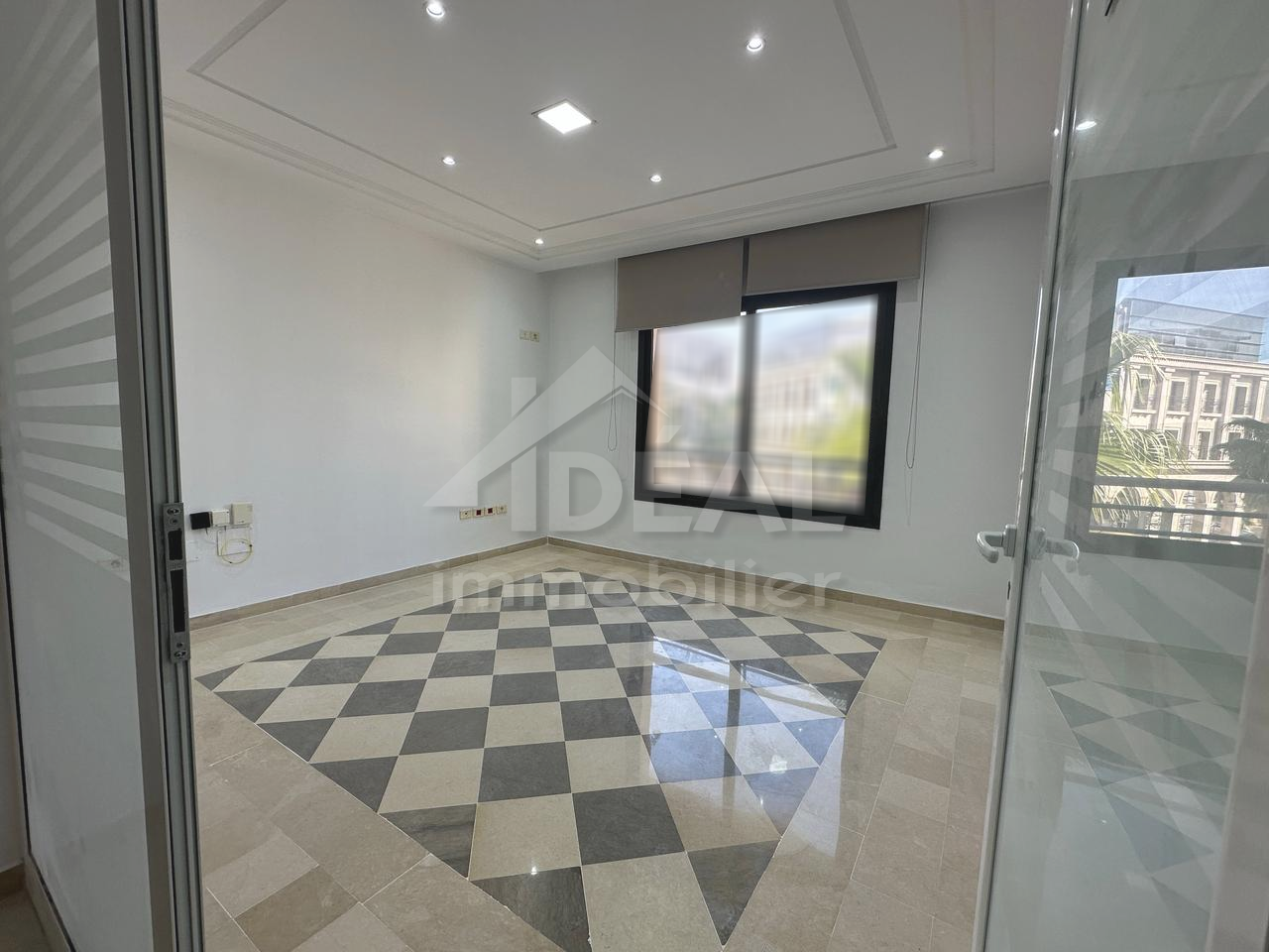 La Marsa Berge Du Lac Bureaux & Commerces Bureau Al bureau 150m2 lac1