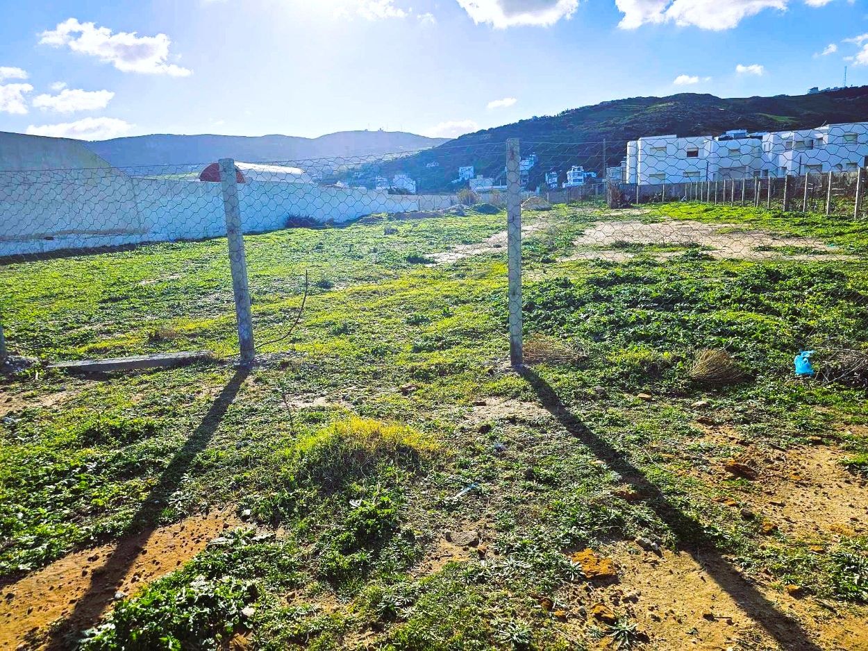Ras Jebel&nbsp;Rafraf Plage&nbsp;Terrain&nbsp;Terrain nu&nbsp;Terrain front mer 2200 m2 rafraf plage ain mestir