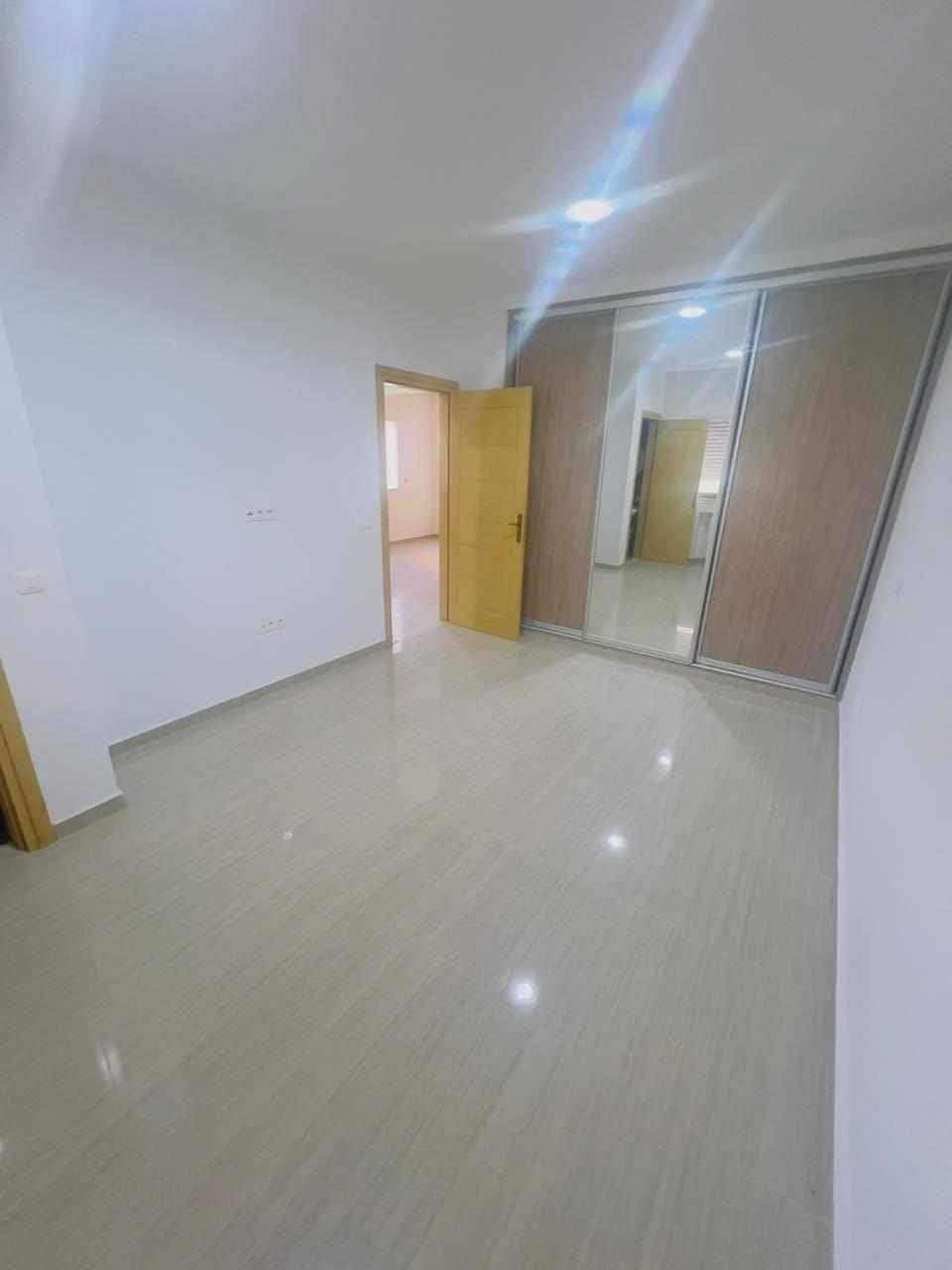 El Menzah El Manar 1 Location Appart. 3 pices S2 1200 d manar 1