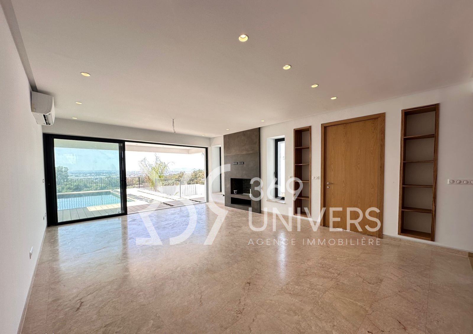 La Marsa&nbsp;Gammart&nbsp;Location&nbsp;Maisons&nbsp;Villa avec vue d�gag�e � gammarth ref rh146