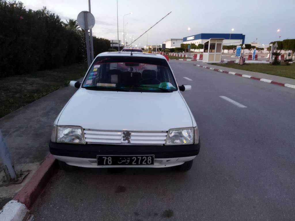 La Goulette Kheireddine Peugeot 205 Peugeot 205 junior