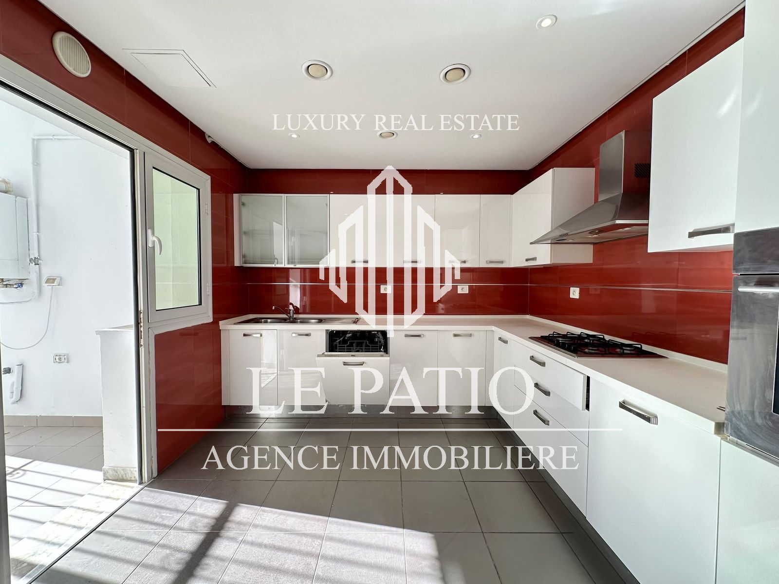 La Marsa Cite Du Stade Location Appart. 4 pices Appartement s3 a la marsa stade