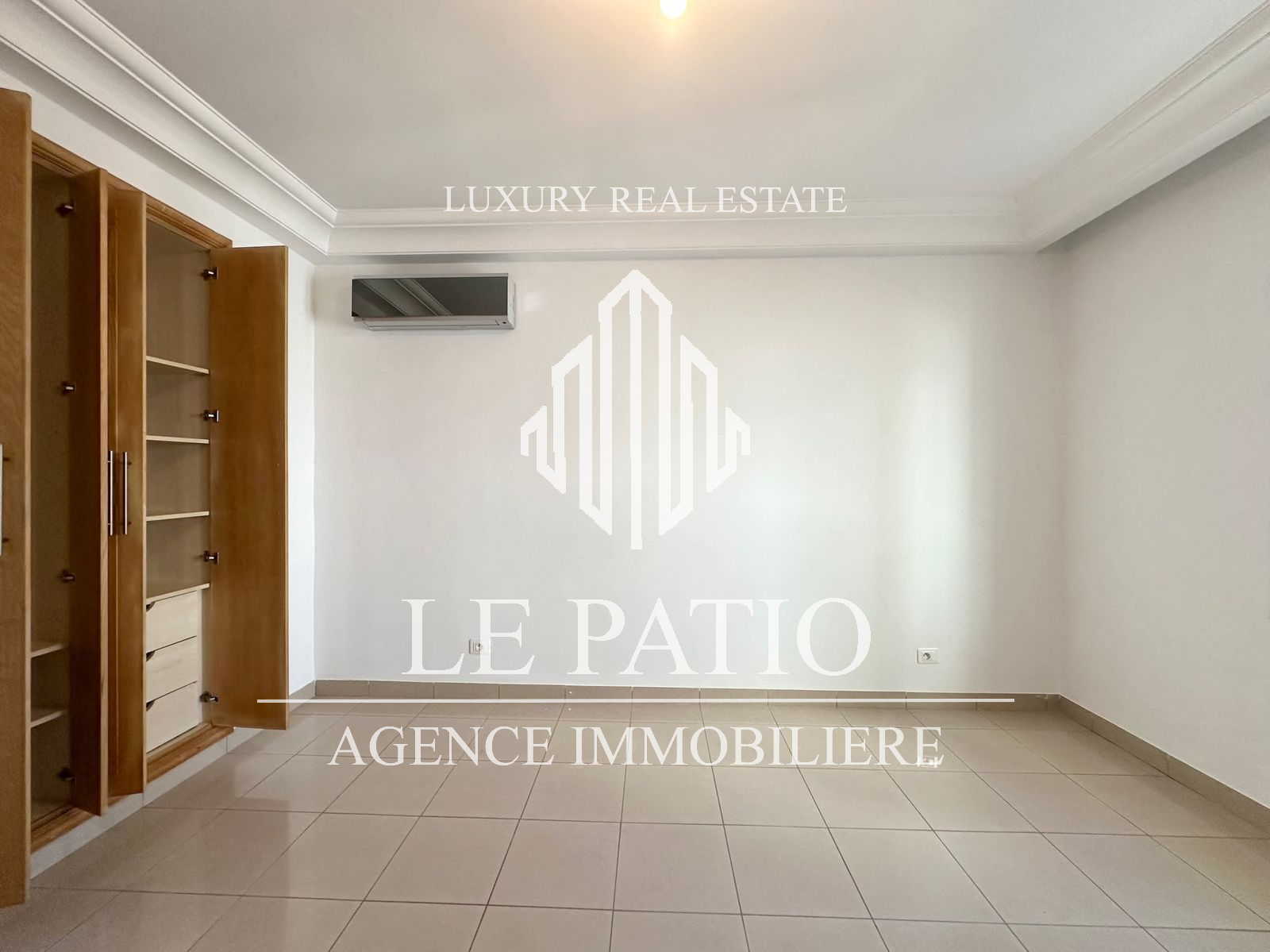 La Marsa Cite Du Stade Location Appart. 4 pices Appartement s3 a la marsa stade