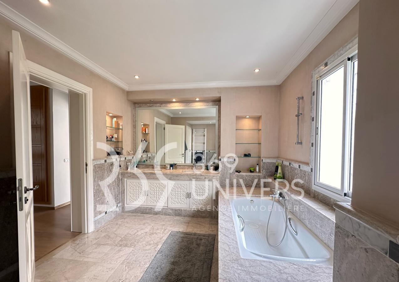 La Marsa Marsa Ennassim Location Maisons Villa avec piscine  la marsa ref rh154