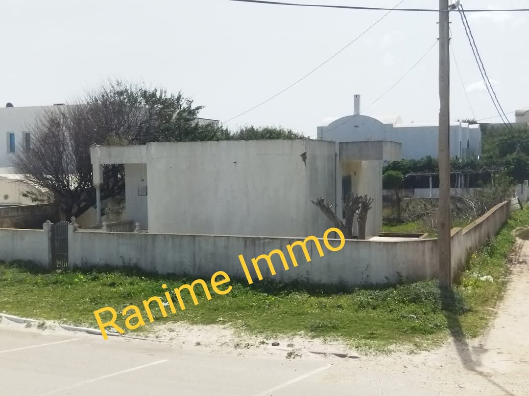 El Haouaria Cite Touristique Vente Maisons Occasion  ne pas rater pieds dans l'eau