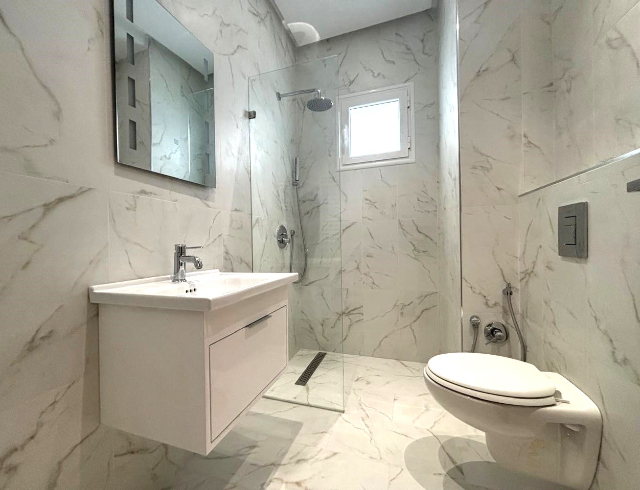 La Soukra La Soukra Location Appart. 3 pices Appartement s2 neuf  la soukra