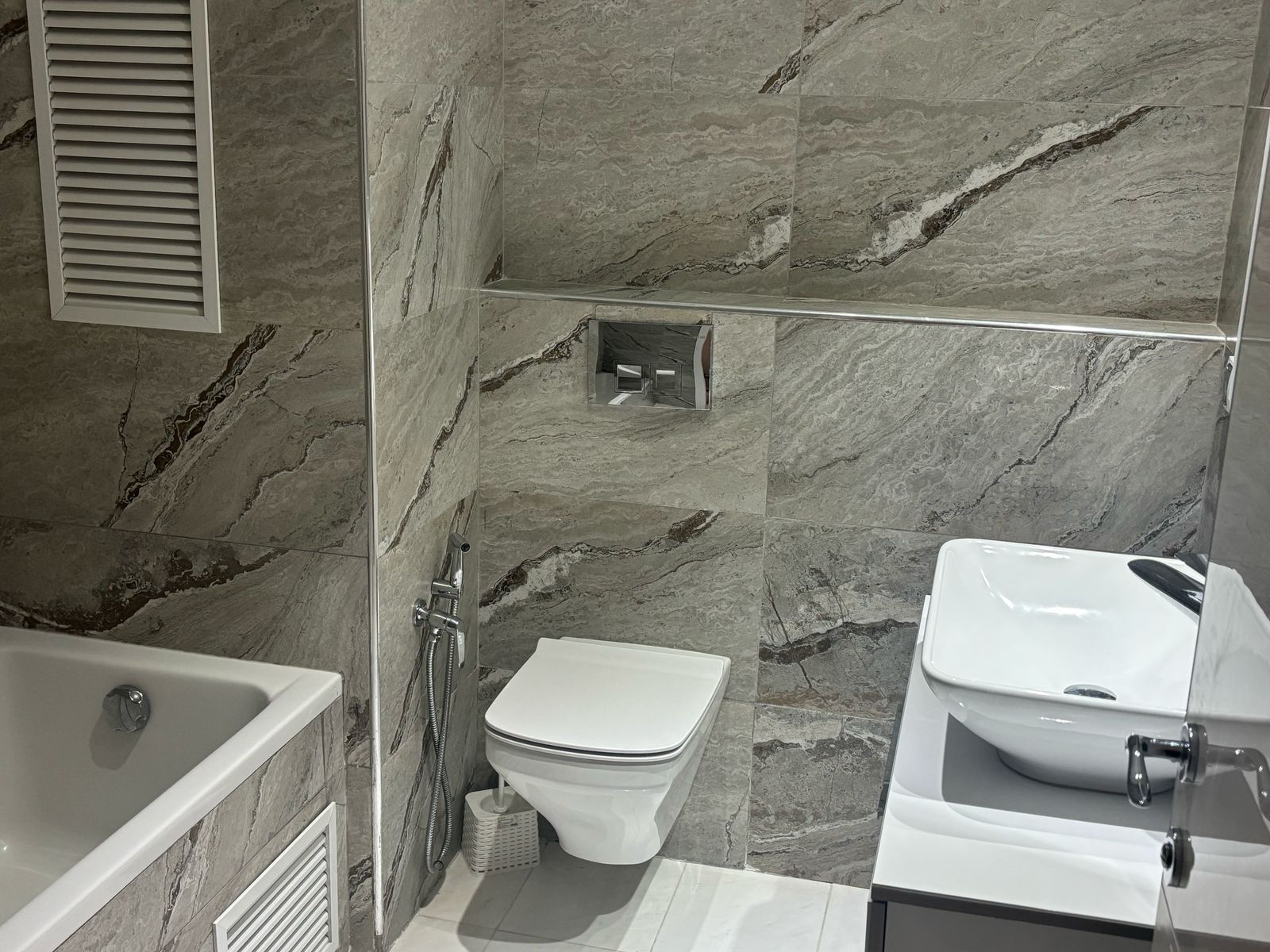 Ariana Ville&nbsp;Cite Ennasr 1&nbsp;Vente&nbsp;Appart. 3 pi�ces&nbsp;Appartement s3 � v � ennaser