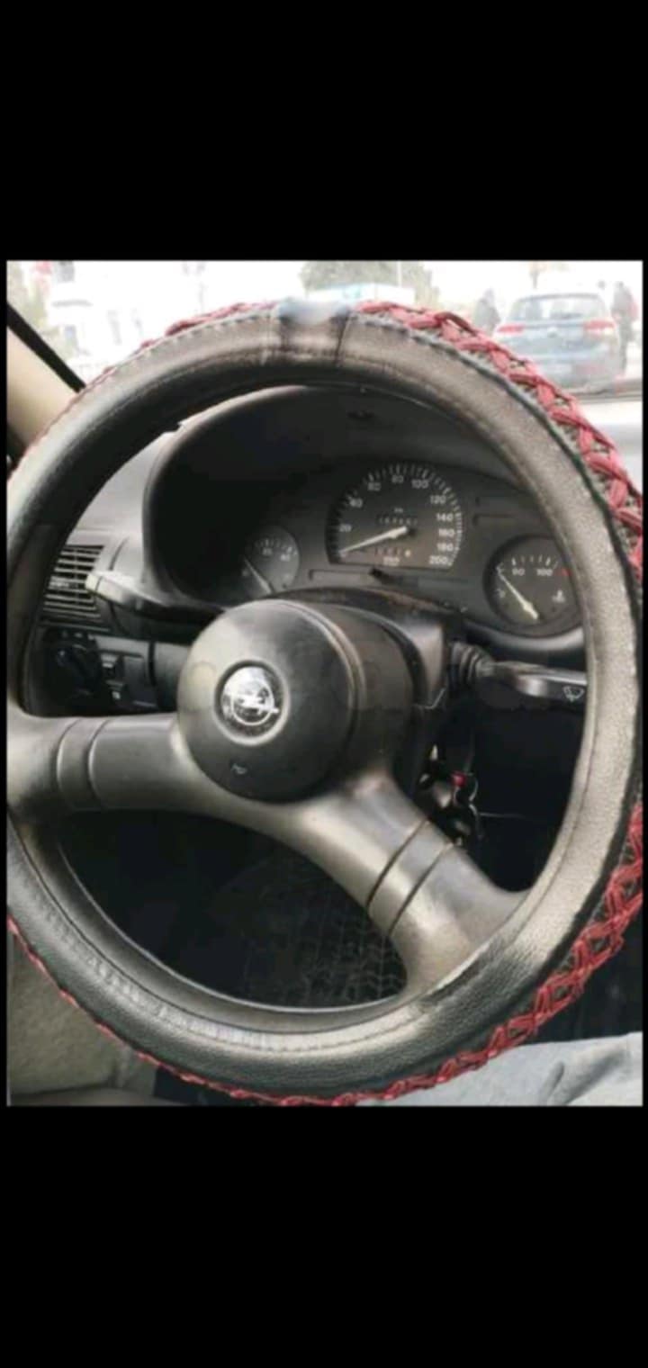 El Omrane Superieur Cite Ibn Khaldoun Vi Opel Corsa Opel corsa ndhifa