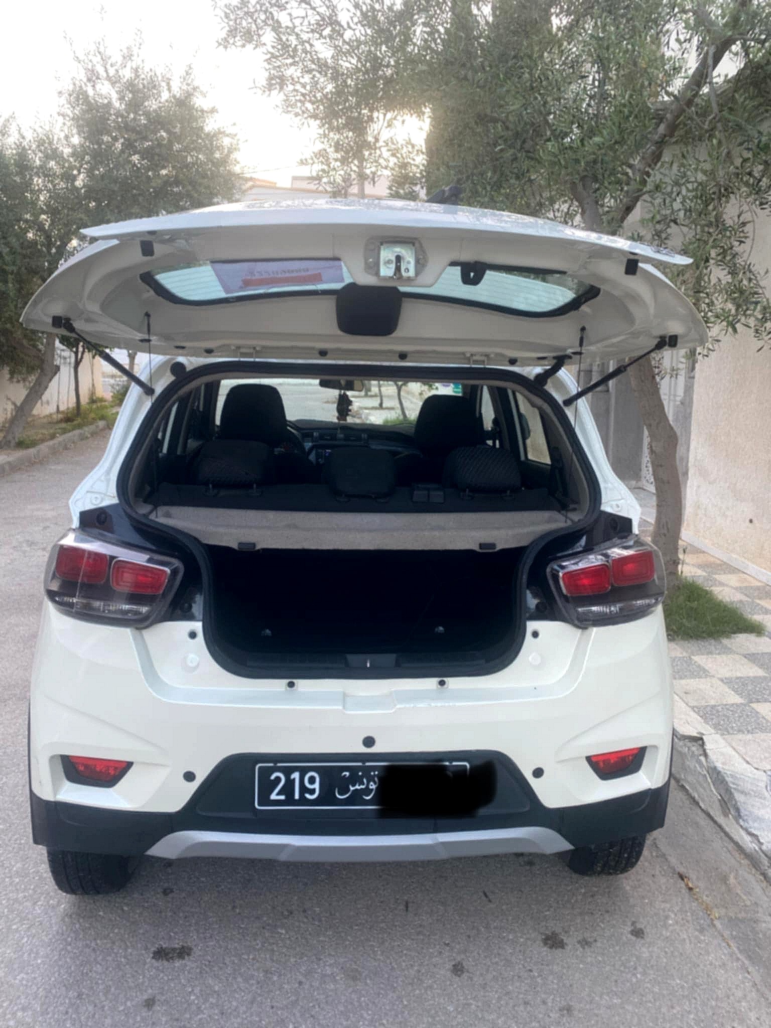 Msaken Msaken Mahindra Autre Modle Mahindra kuv100 k8 etat comme neuf
