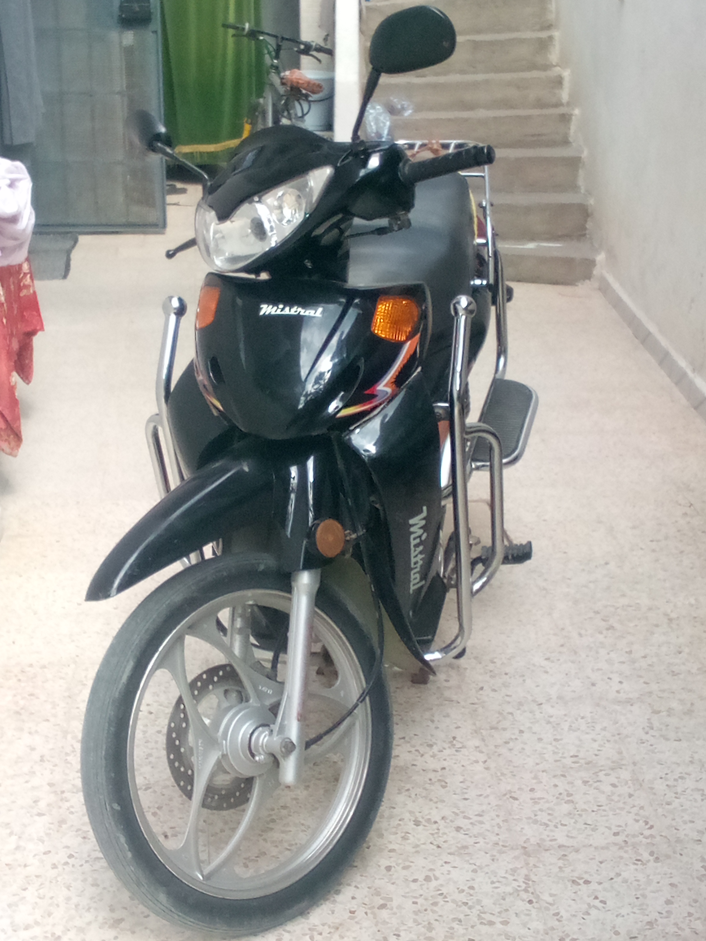 La Soukra Cite De L'Aeroport Bimota Bimota Mistral 110cc jdida bako