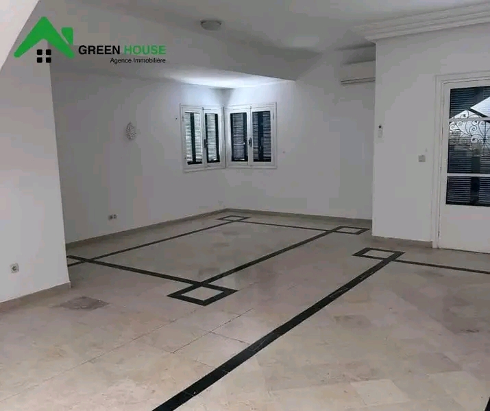 La Marsa Cite Ben Chaabane Location Appart. 3 pices Duplex s3 vide  la marsa vue sur mer