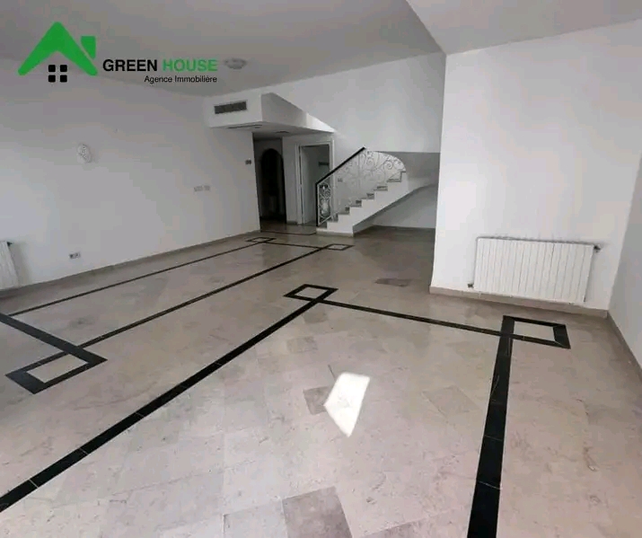 La Marsa Cite Ben Chaabane Location Appart. 3 pices Duplex s3 vide  la marsa vue sur mer