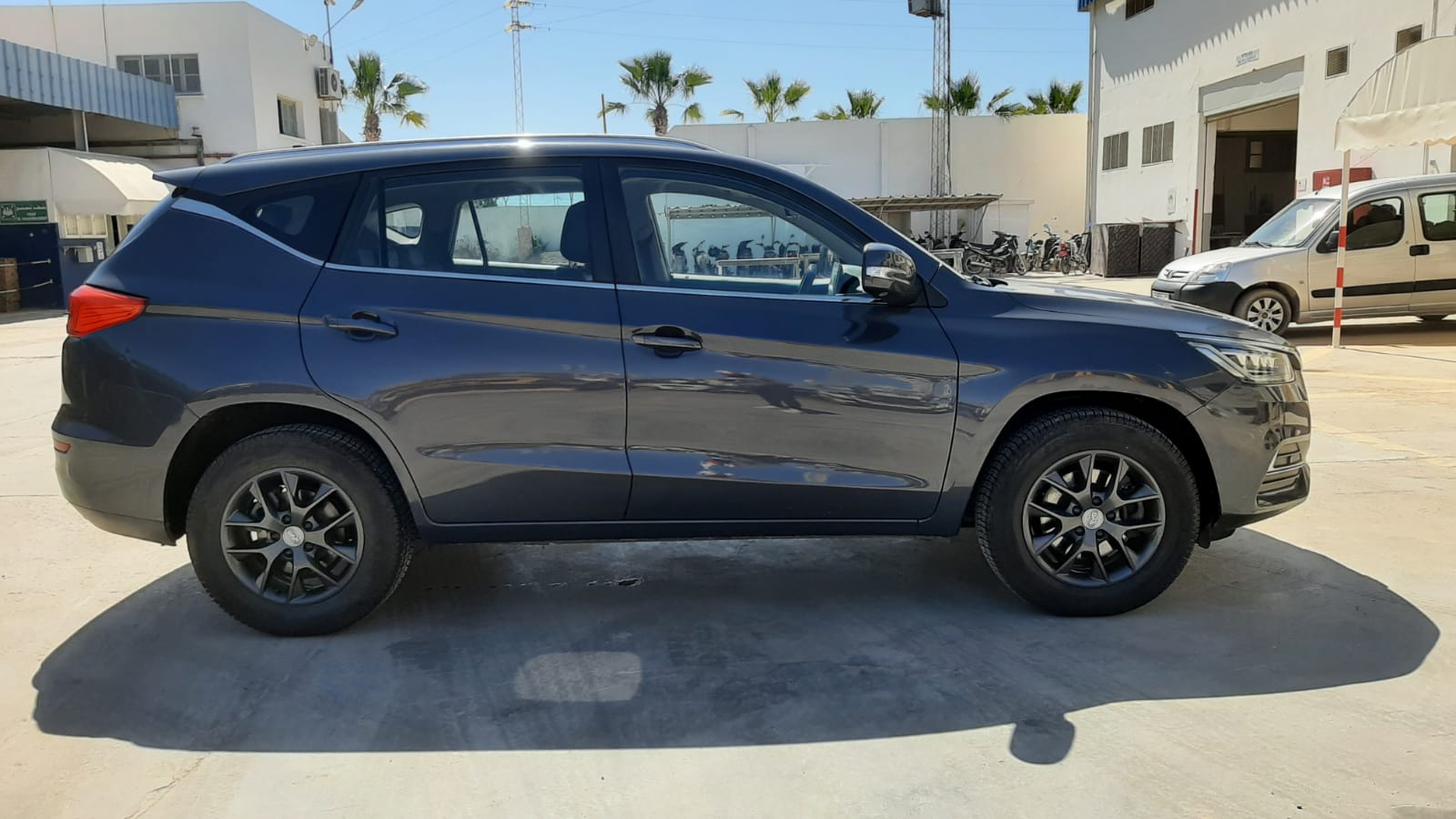 Sfax Ville Cite Siape Autre Marque Autre Modle Byd song essence 9cv modle 2021