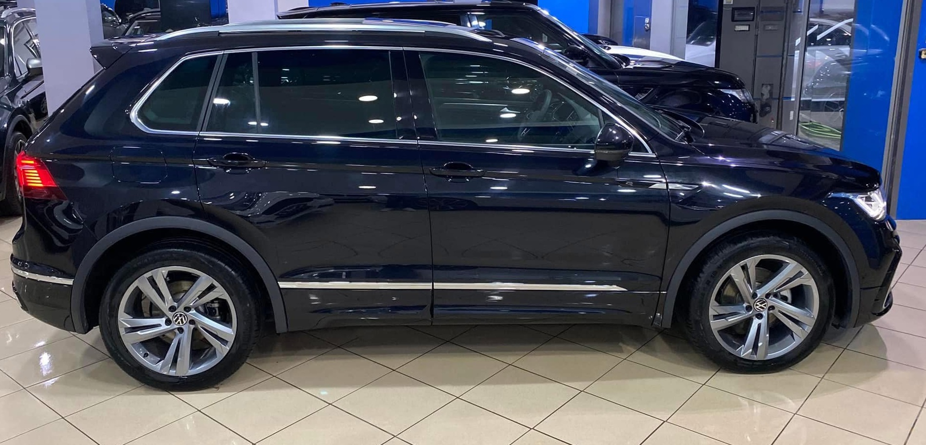 Ariana Ville Riadh Landlous Volkswagen Tiguan Trs belle belle tiguan rline comme neuve