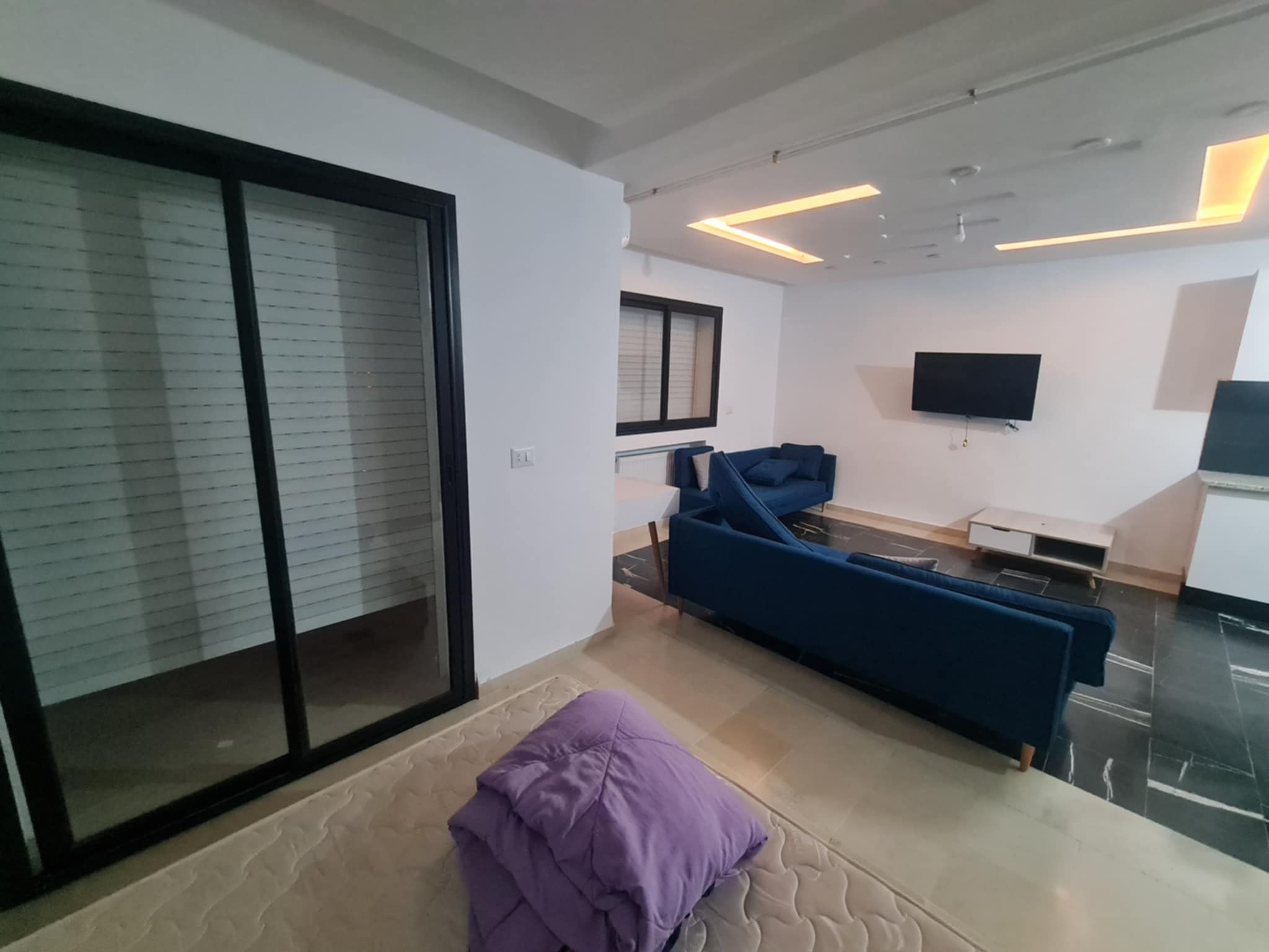 Ain Zaghouan Ain Zaghouan Vente Appart. 1 pice S0 hst a la cit wahat wb4185