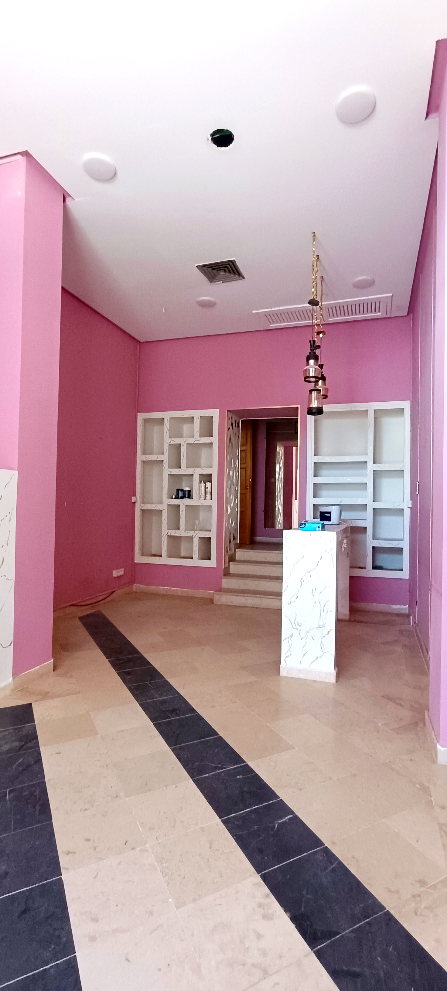 Cite El Khadra Cite Jardins Bureaux & Commerces Surfaces Local  usage professionnel et commercial