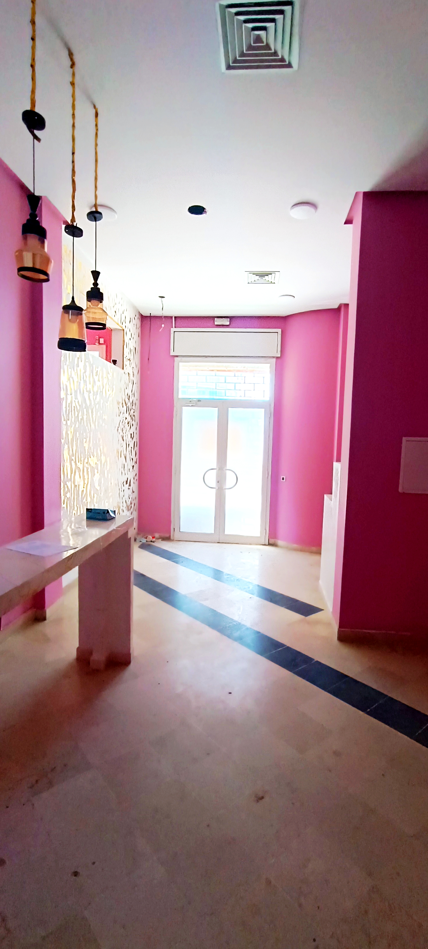 Cite El Khadra Cite Jardins Bureaux & Commerces Surfaces Local  usage professionnel et commercial