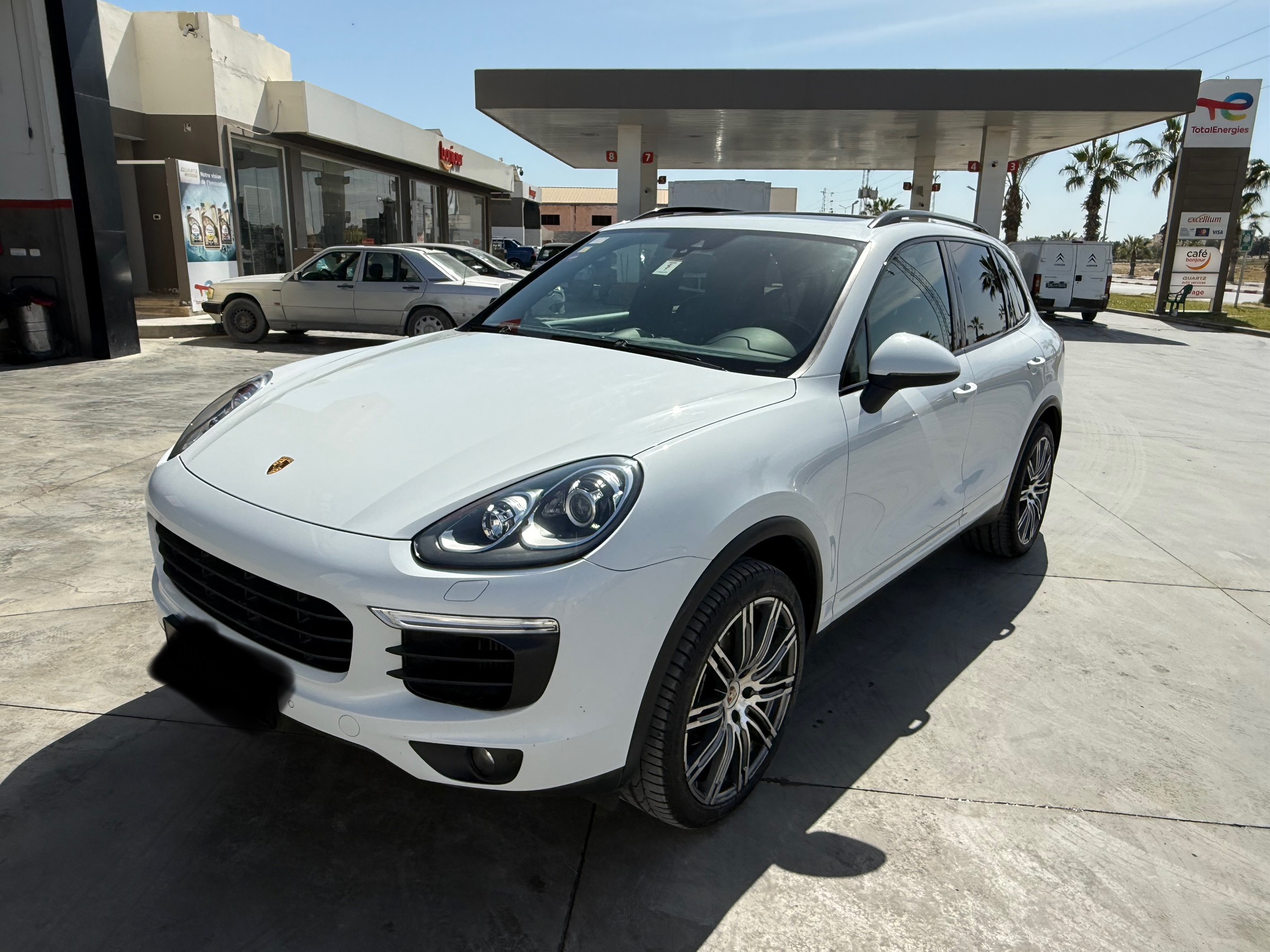 Hammam Sousse El Kantaoui Porsche Cayenne Porsche cayenne diesel v6