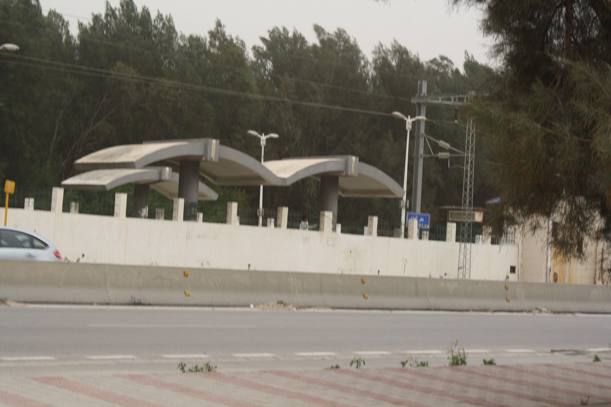 Hammam Chatt Bir El Bey Location Appart. 3 pices Gps  appartement 3 pices