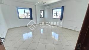 La Marsa Berge Du Lac Location Appart. 1 pice Un bureau h6 de 180m2 au lac 2