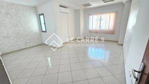 La Marsa Berge Du Lac Location Appart. 1 pice Un bureau h6 de 180m2 au lac 2