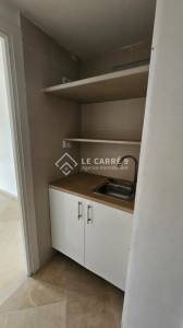 La Marsa Berge Du Lac Location Appart. 1 pice Un bureau h9 au lac 2