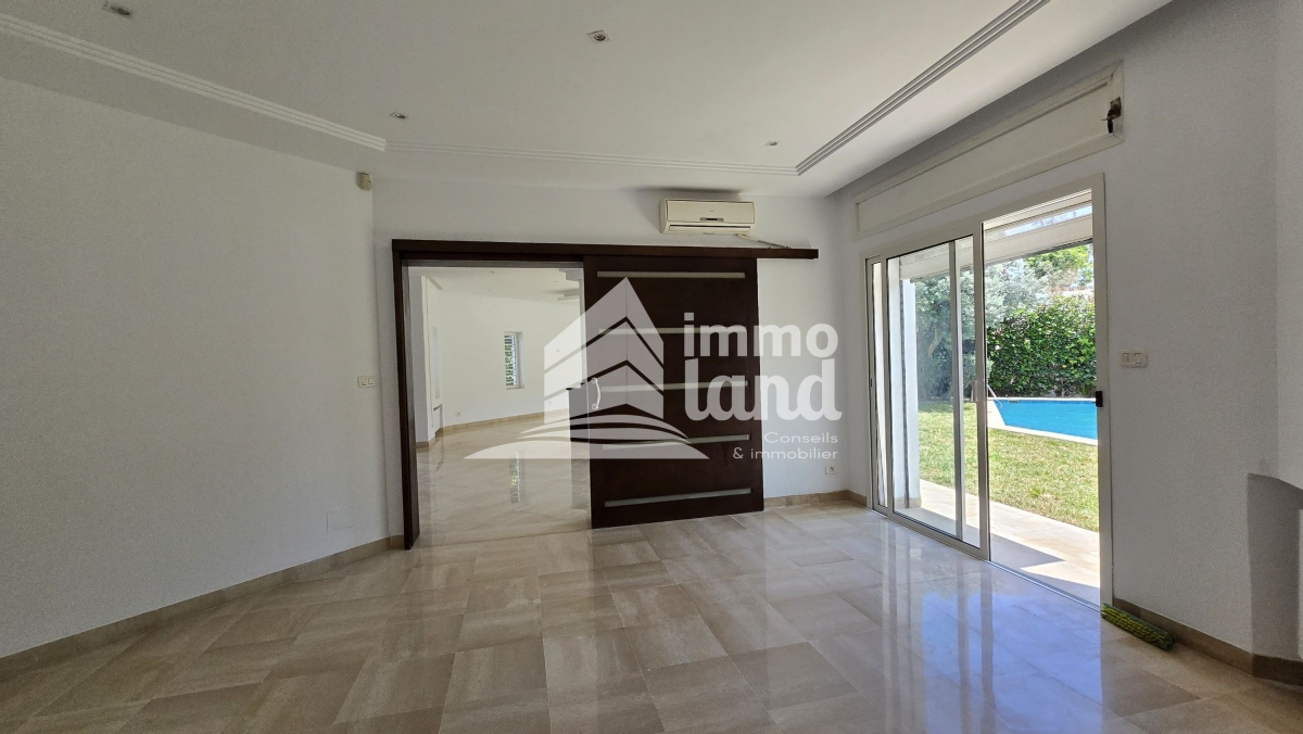 Ain Zaghouan Ain Zaghouan Location Maisons Villa s4 avec piscine  ain zaghouan