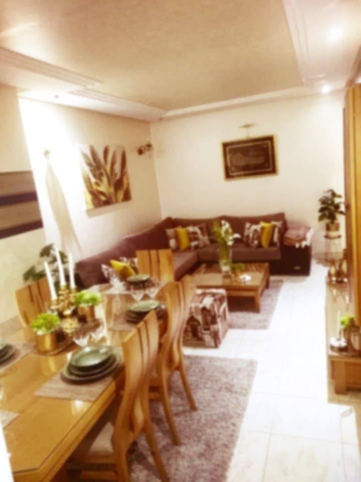 Ezzouhour (Tunis) Ezzouhour 4 Vente Maisons Une maison sur deux niveaux  cit el zouhour