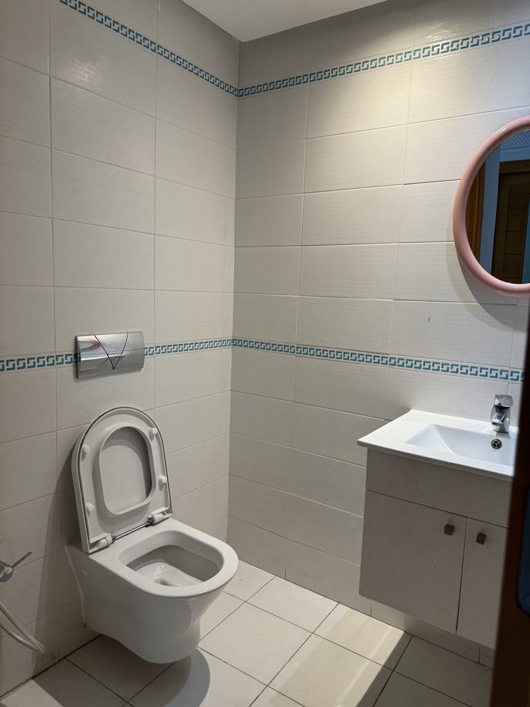 Cite El Khadra Zone urbaine nord Bureaux & Commerces Bureau Super bureau 200 m2 au centre urbain nord